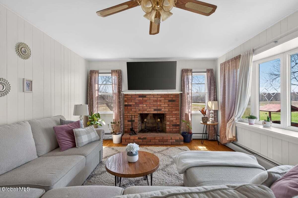 720 Mac Elroy Road Clifton Park, NY 12019 - Photo 5 of 38 720 MAC ELROY-15