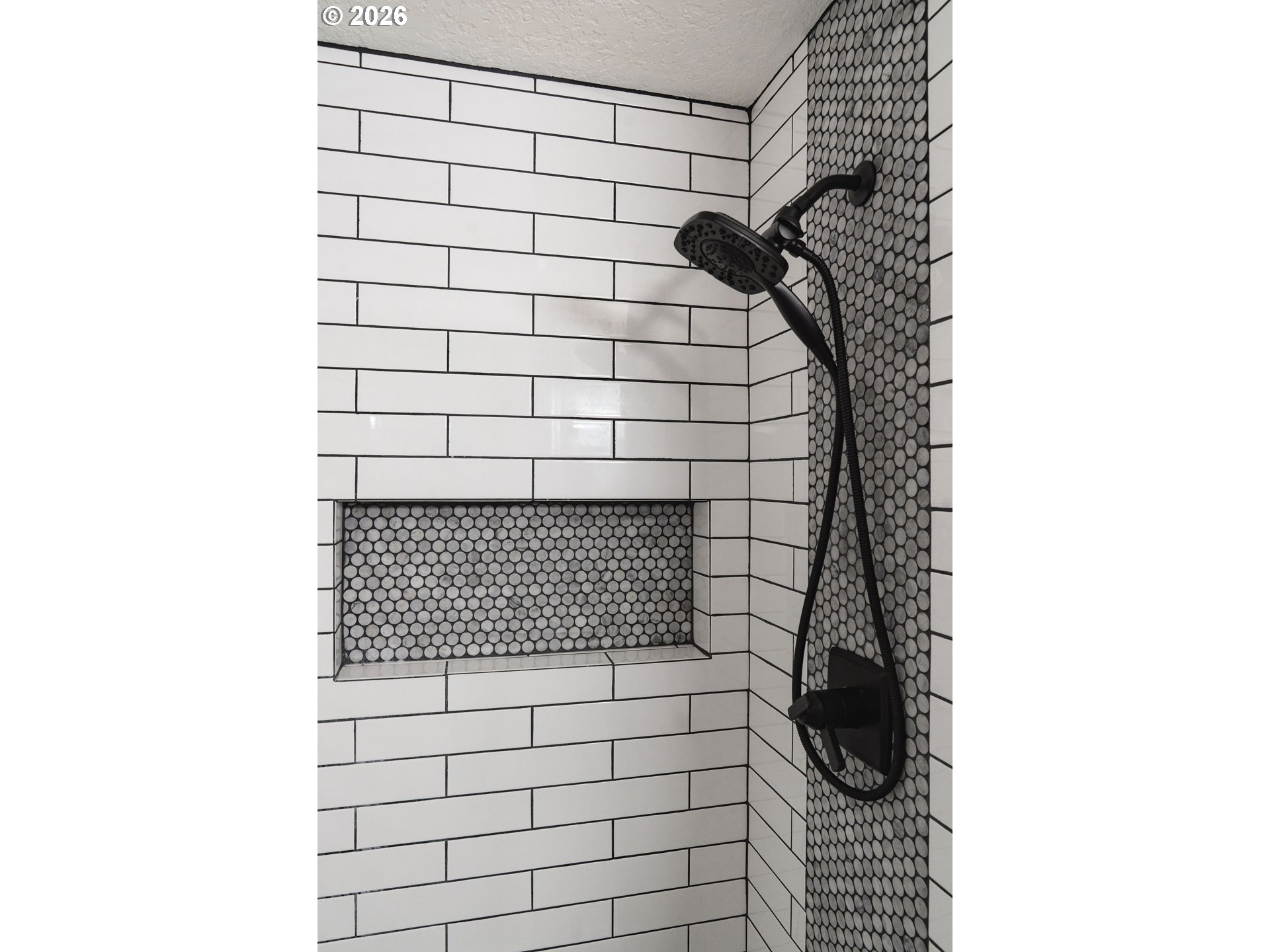 6475 Southwest Arranmore Court Portland, OR 97223 - Photo 26 of 48 Bathroom