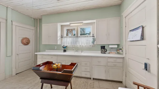 $239,900 | 916 South Garden Street, Lake City, MN 55041