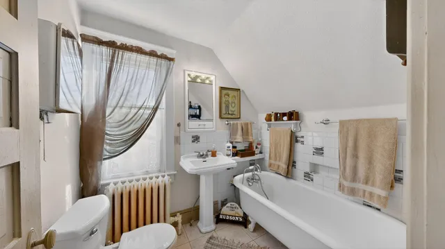 $239,900 | 916 South Garden Street, Lake City, MN 55041