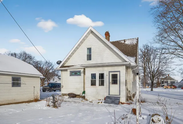 $239,900 | 916 South Garden Street, Lake City, MN 55041