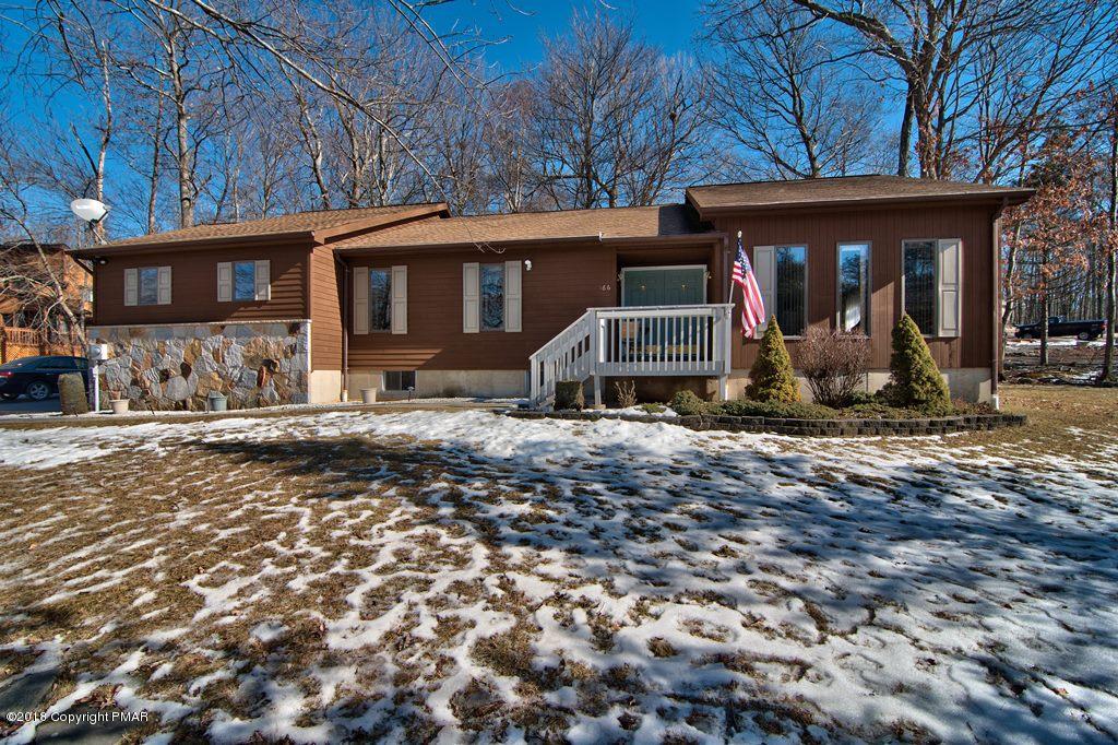 166 Oakenshield Drive Bushkill, PA 18371 - Photo 2 of 48 Exterior View 02