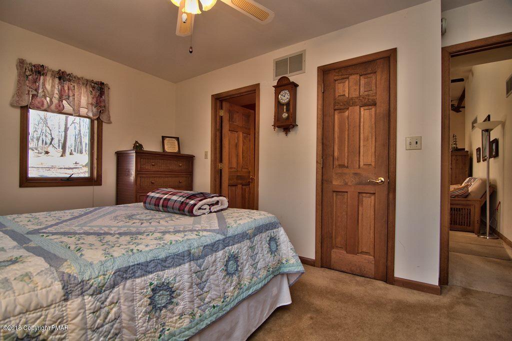 166 Oakenshield Drive Bushkill, PA 18371 - Photo 36 of 48 Bedroom 2 View 2