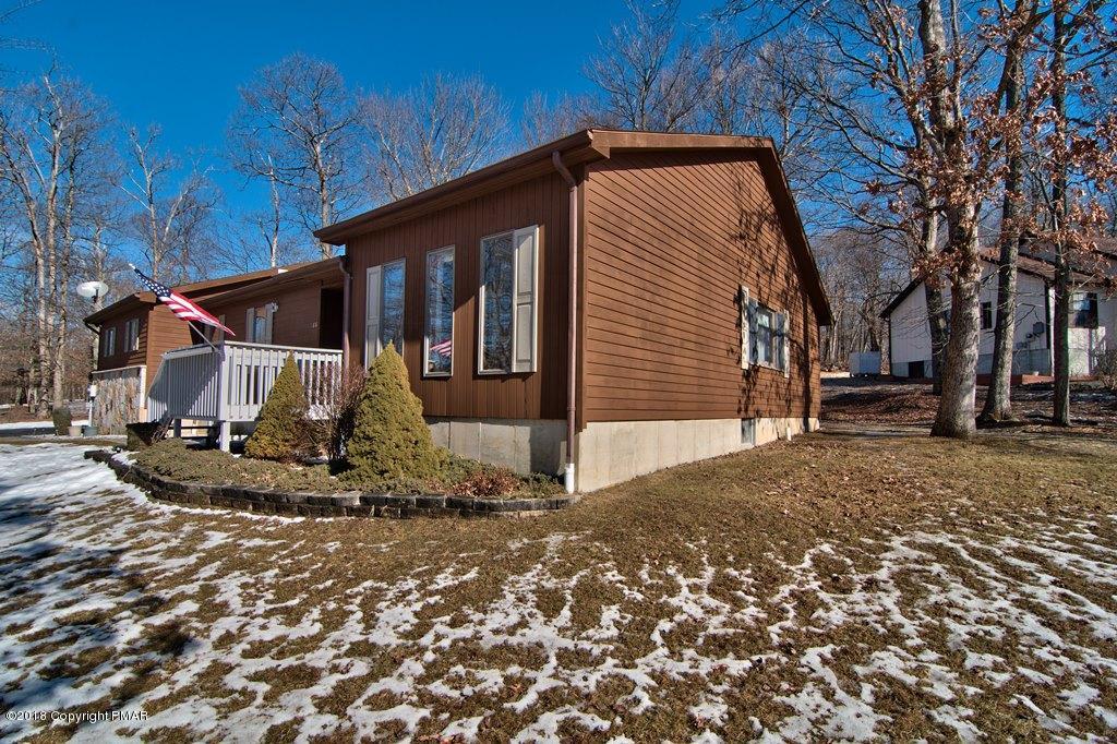 166 Oakenshield Drive Bushkill, PA 18371 - Photo 48 of 48 Exterior View 10