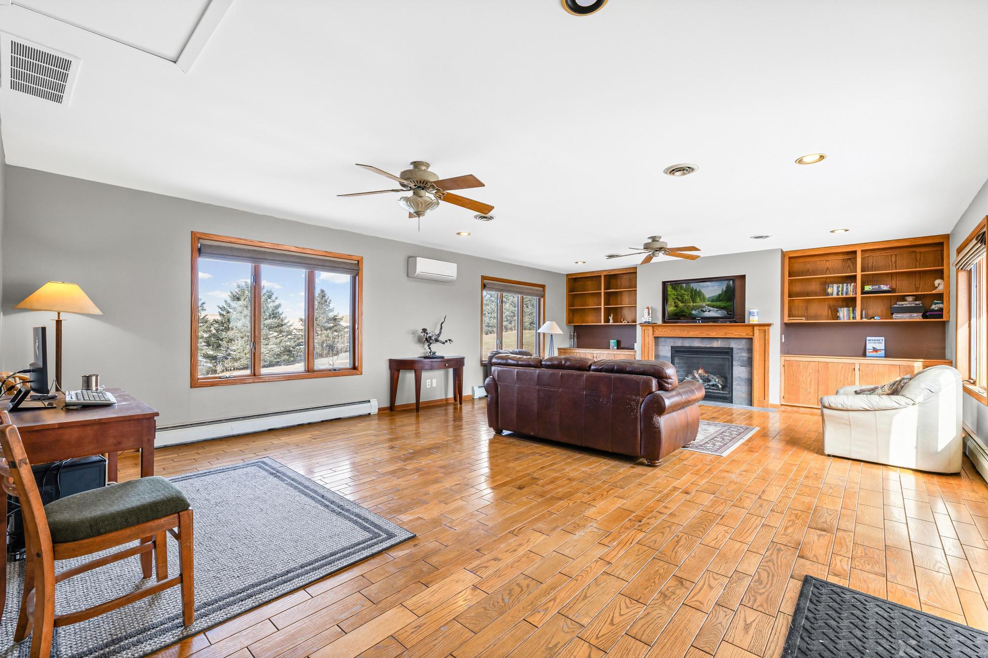 717 13th Street Northwest Byron, MN 55920 - Photo 11 of 47