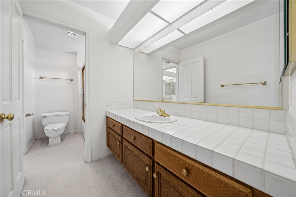 26072 Charing Cross Road Valencia, CA 91355 - Photo 93 of 105