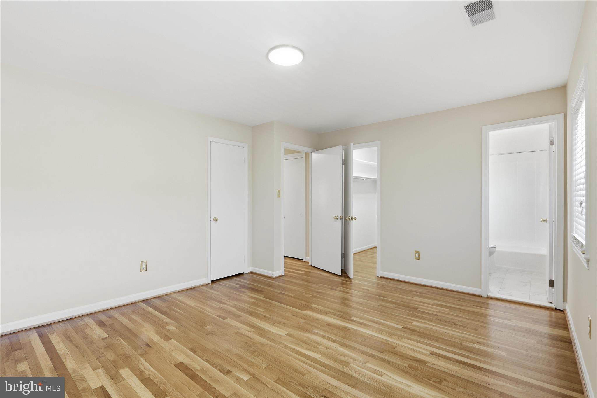 4635 Linmar Court Alexandria, VA 22312 - Photo 12 of 37