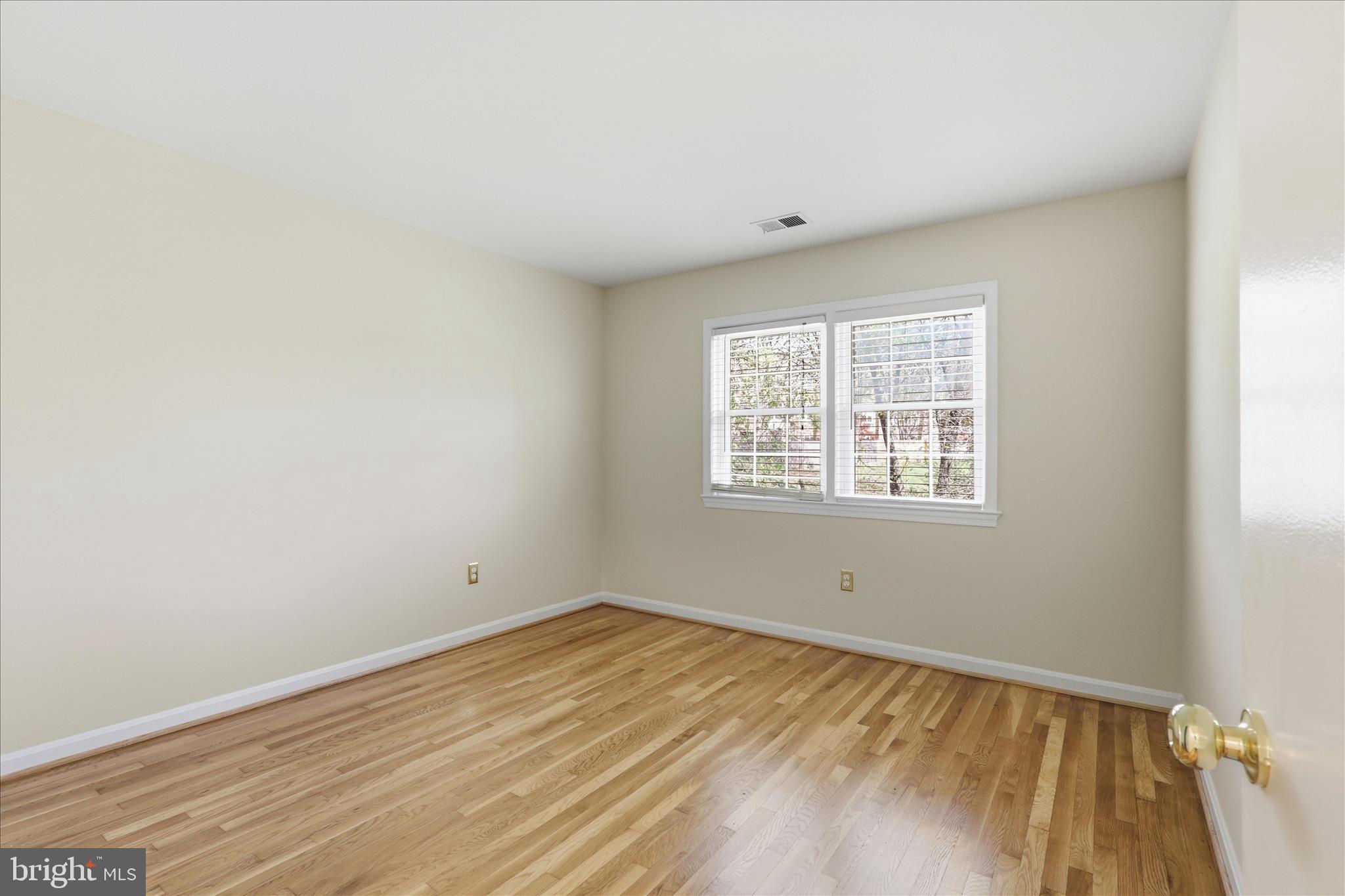 4635 Linmar Court Alexandria, VA 22312 - Photo 15 of 37