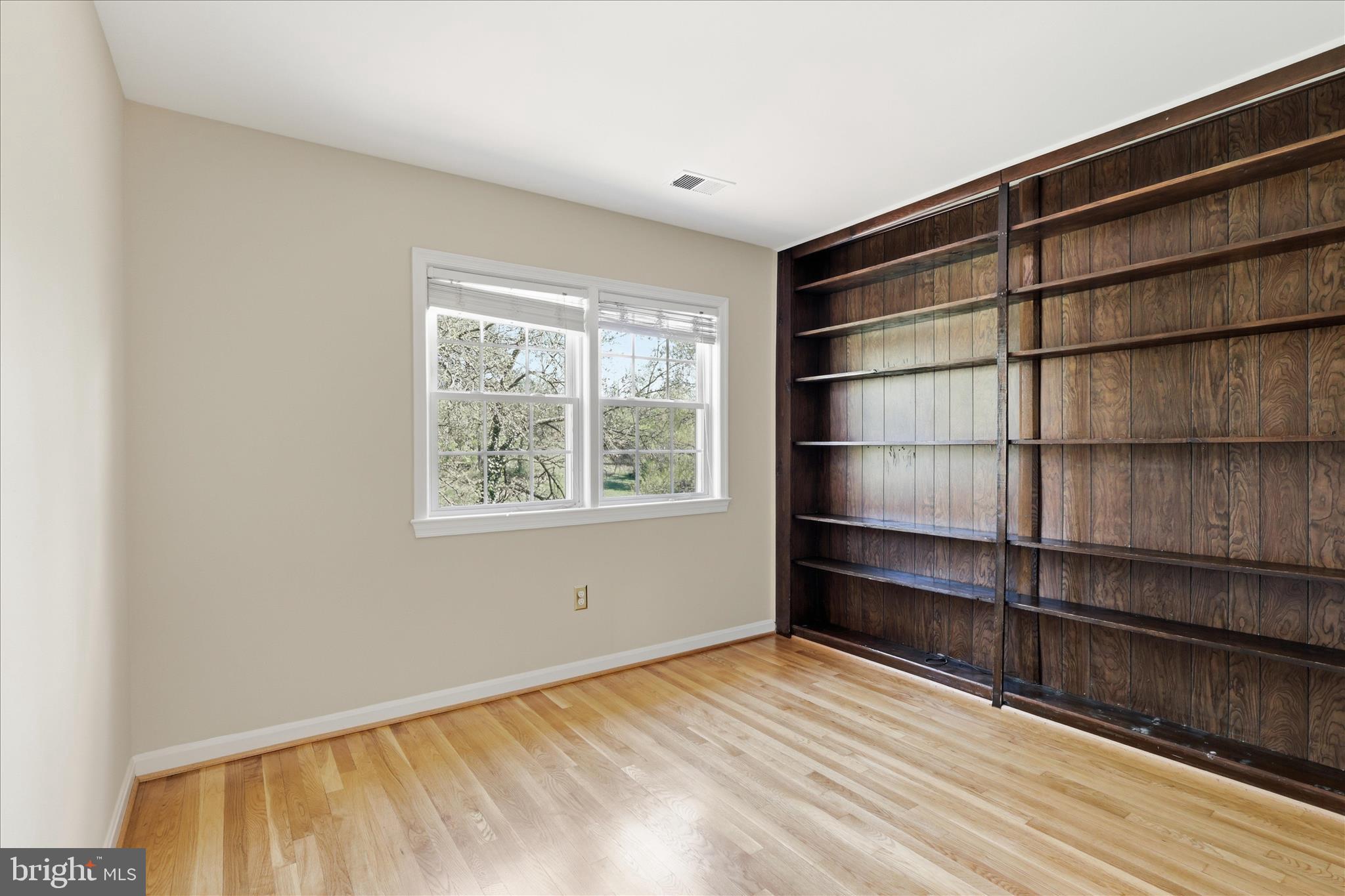 4635 Linmar Court Alexandria, VA 22312 - Photo 17 of 37