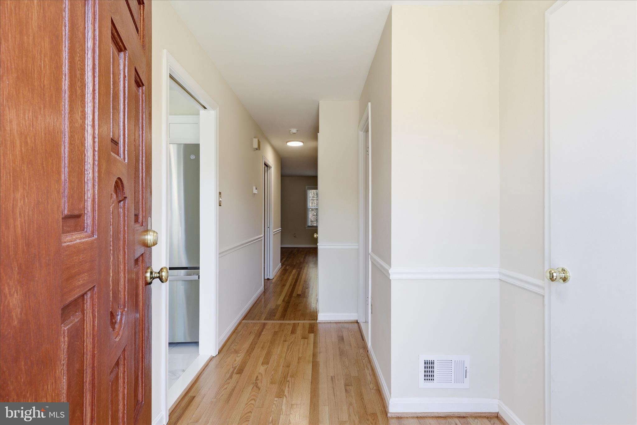 4635 Linmar Court Alexandria, VA 22312 - Photo 2 of 37