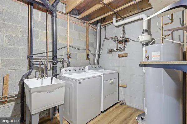 $3,200 | 4635 Linmar Court, Alexandria, VA 22312