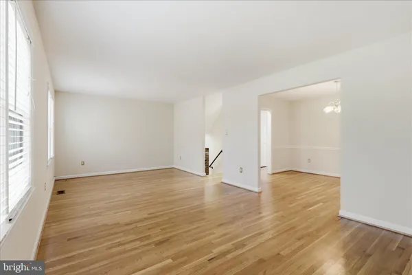 $3,200 | 4635 Linmar Court, Alexandria, VA 22312