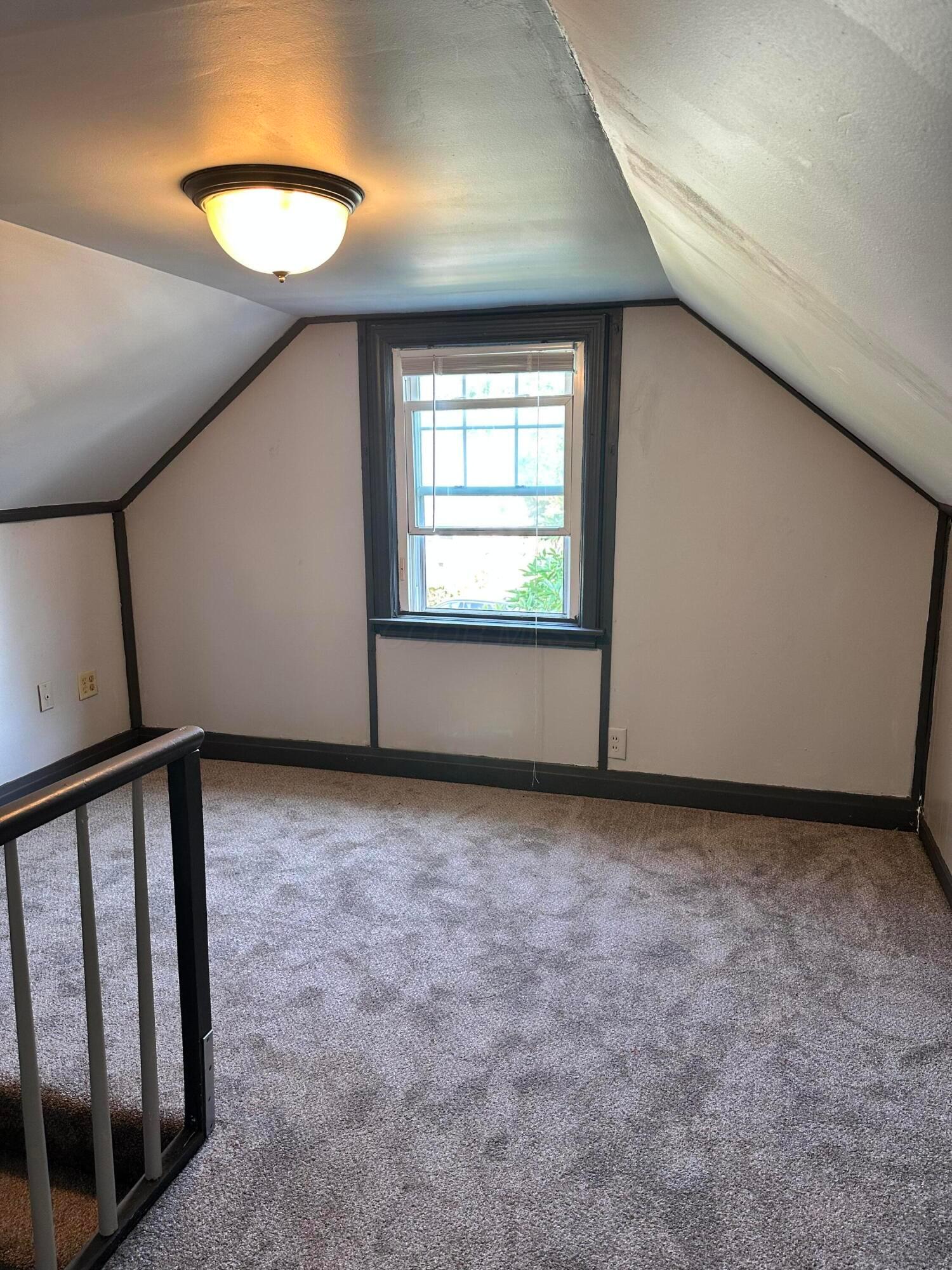 779 Tibet Road Columbus, OH 43211 - Photo 17 of 22 Upstairs