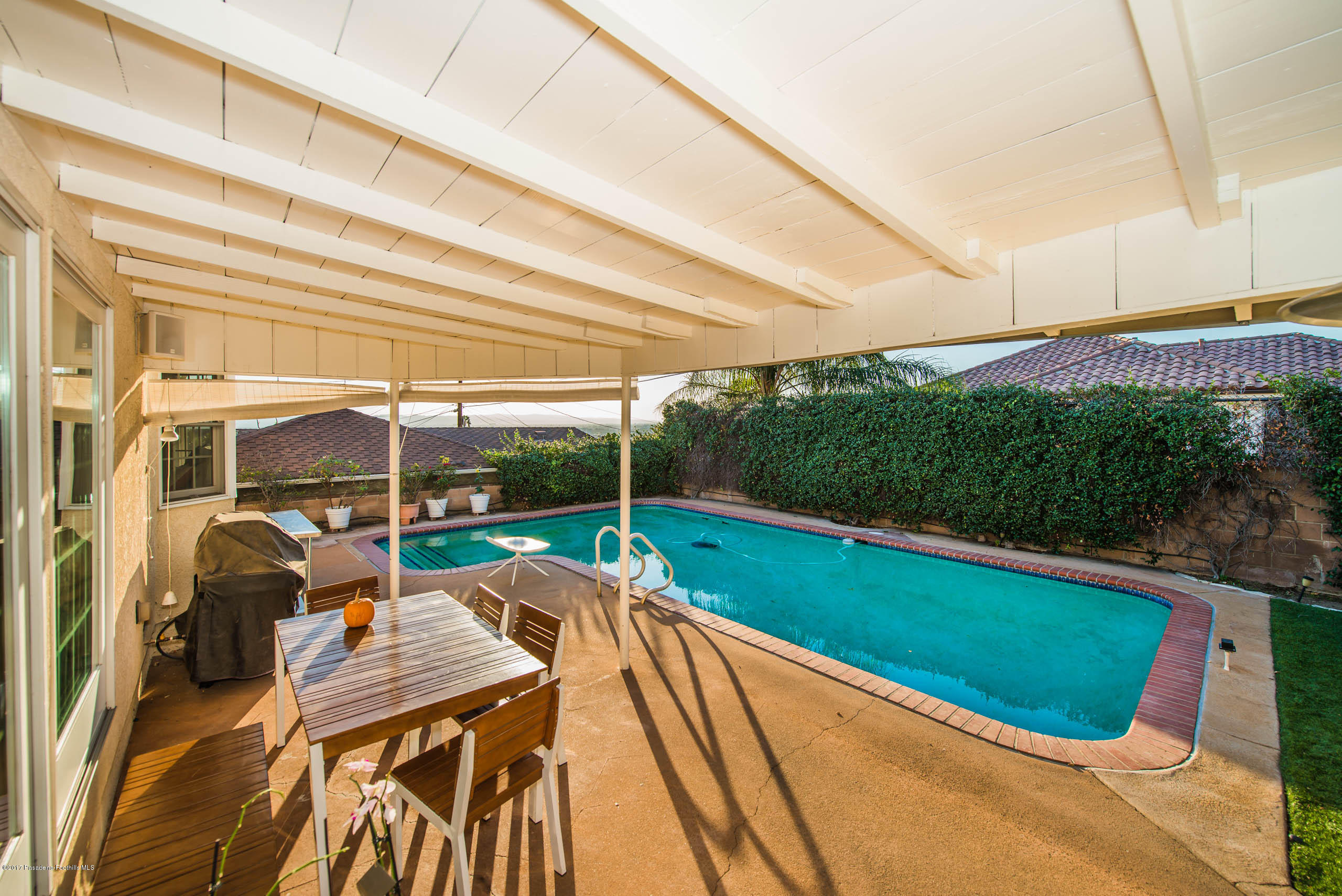 907 Bethany Road Burbank, CA 91504 - Photo 32 of 49 RSU_2539