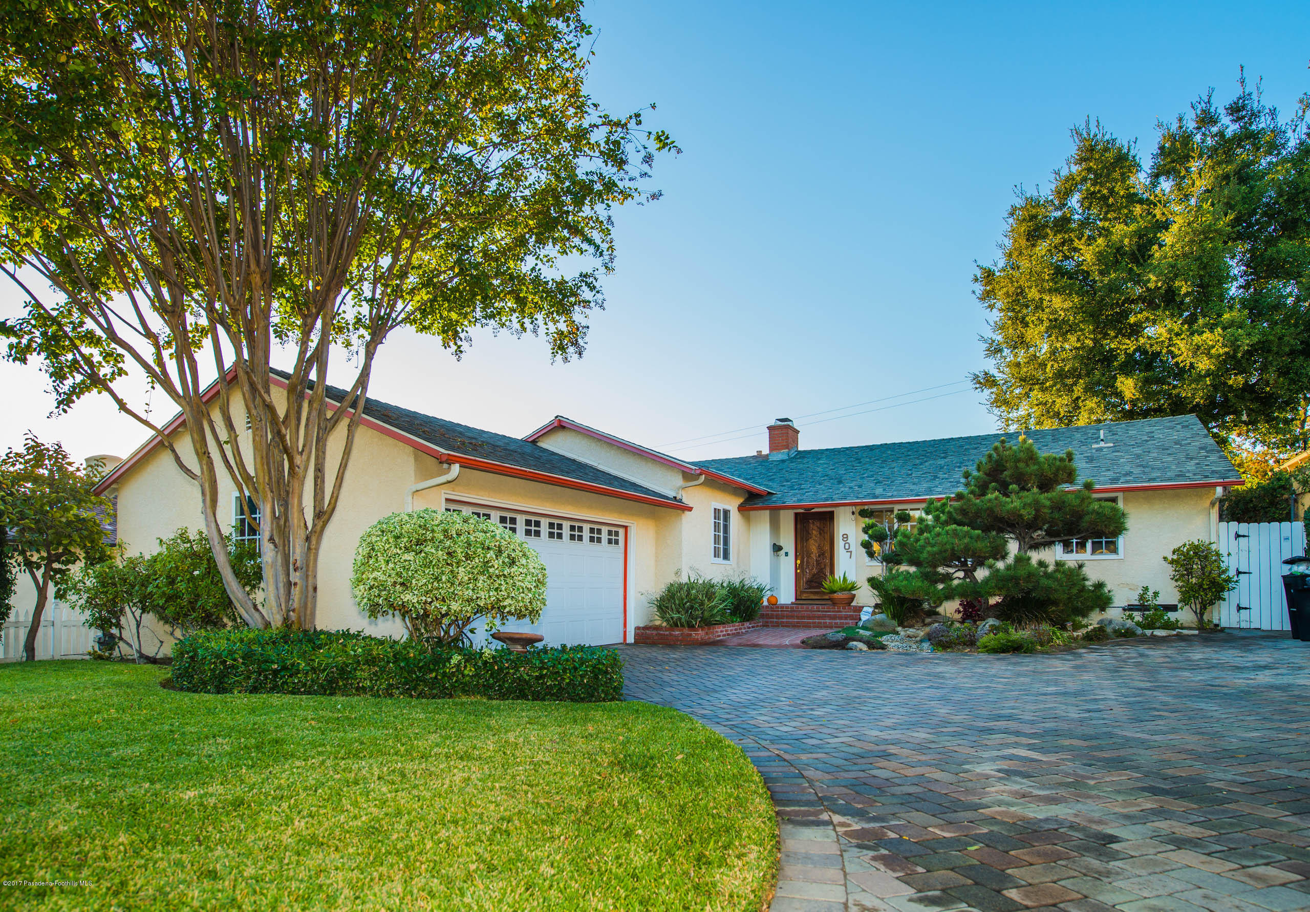 907 Bethany Road Burbank, CA 91504 - Photo 38 of 49 RSU_2572