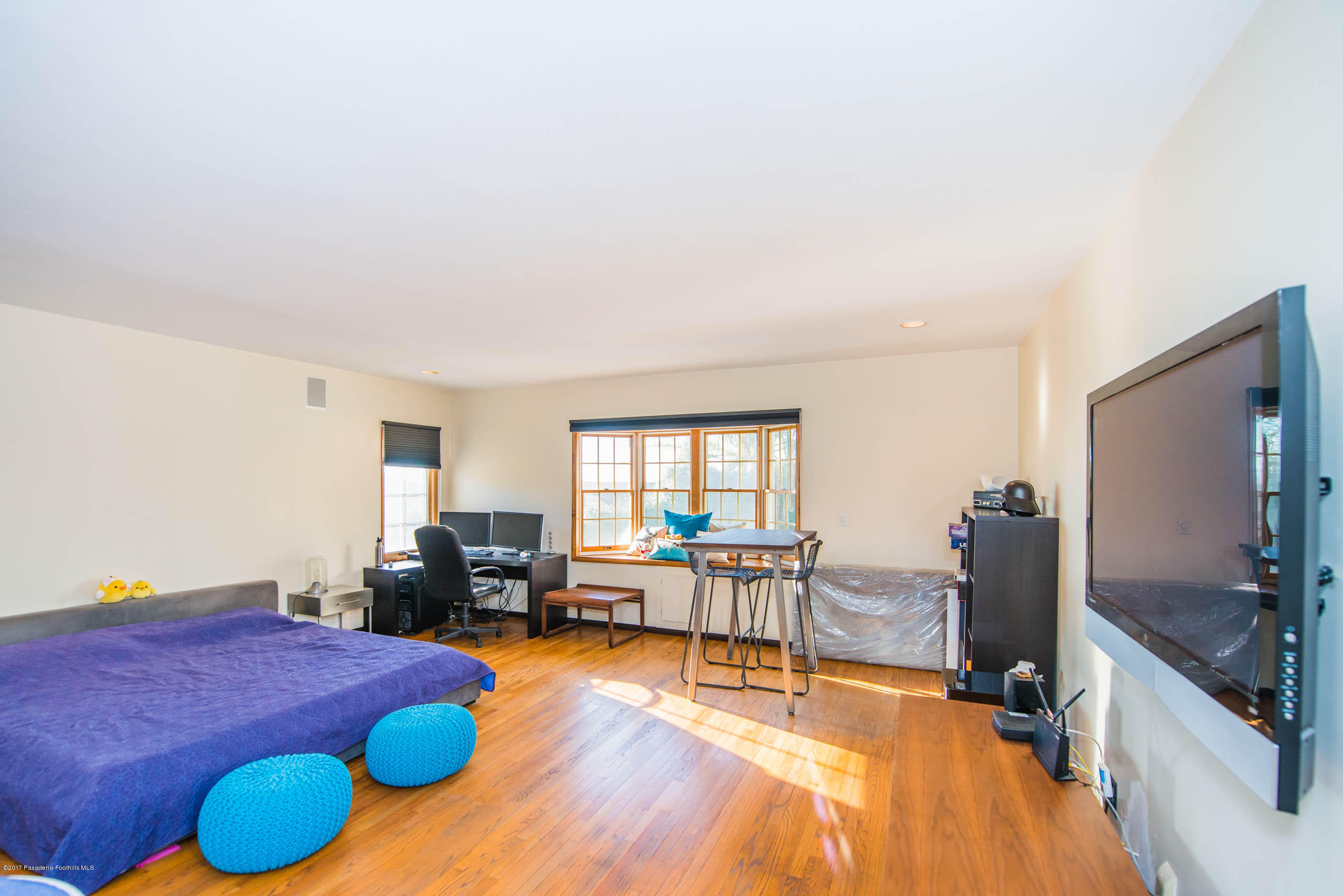 907 Bethany Road Burbank, CA 91504 - Photo 40 of 49 RSU_2490