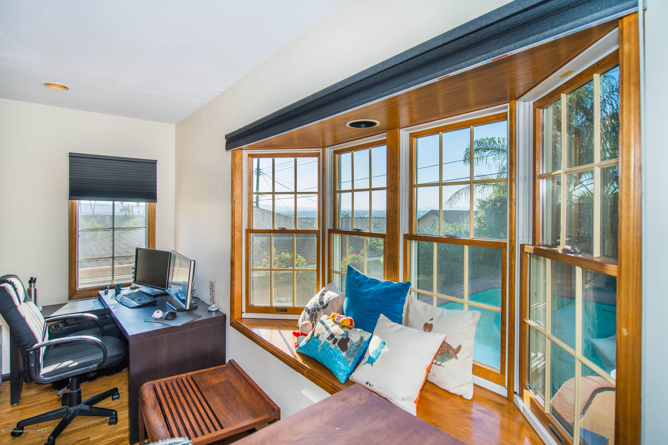 907 Bethany Road Burbank, CA 91504 - Photo 41 of 49 RSU_2491