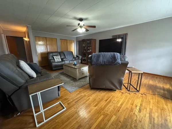 $104,900 | 1212 East 15th Street, Sterling, IL 61081
