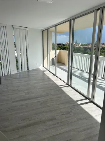 $166,000 | 6921 Environ Boulevard, Unit 7P, Lauderhill, FL 33319