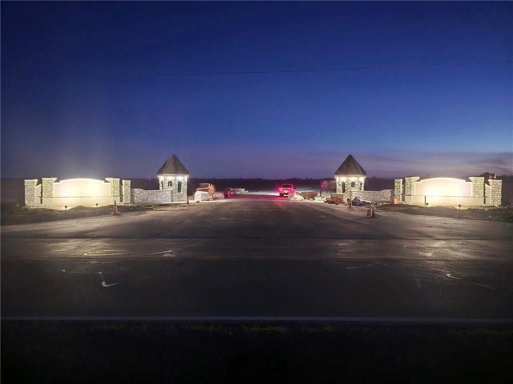 18703 Bella Terra Road Raymore, MO 64080 - Photo 2 of 3