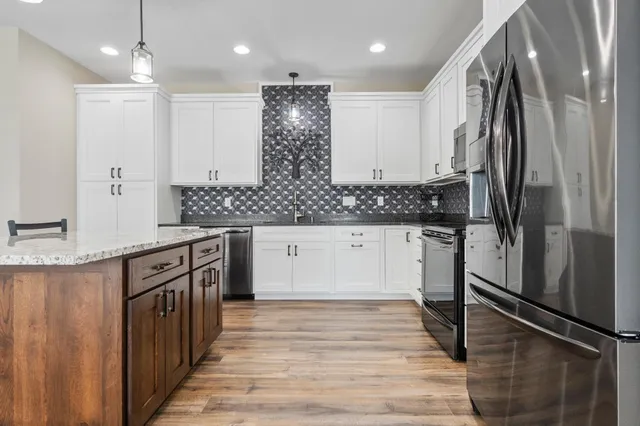 $529,000 | 250 Rodeo Road, Alexandria, MN 56308