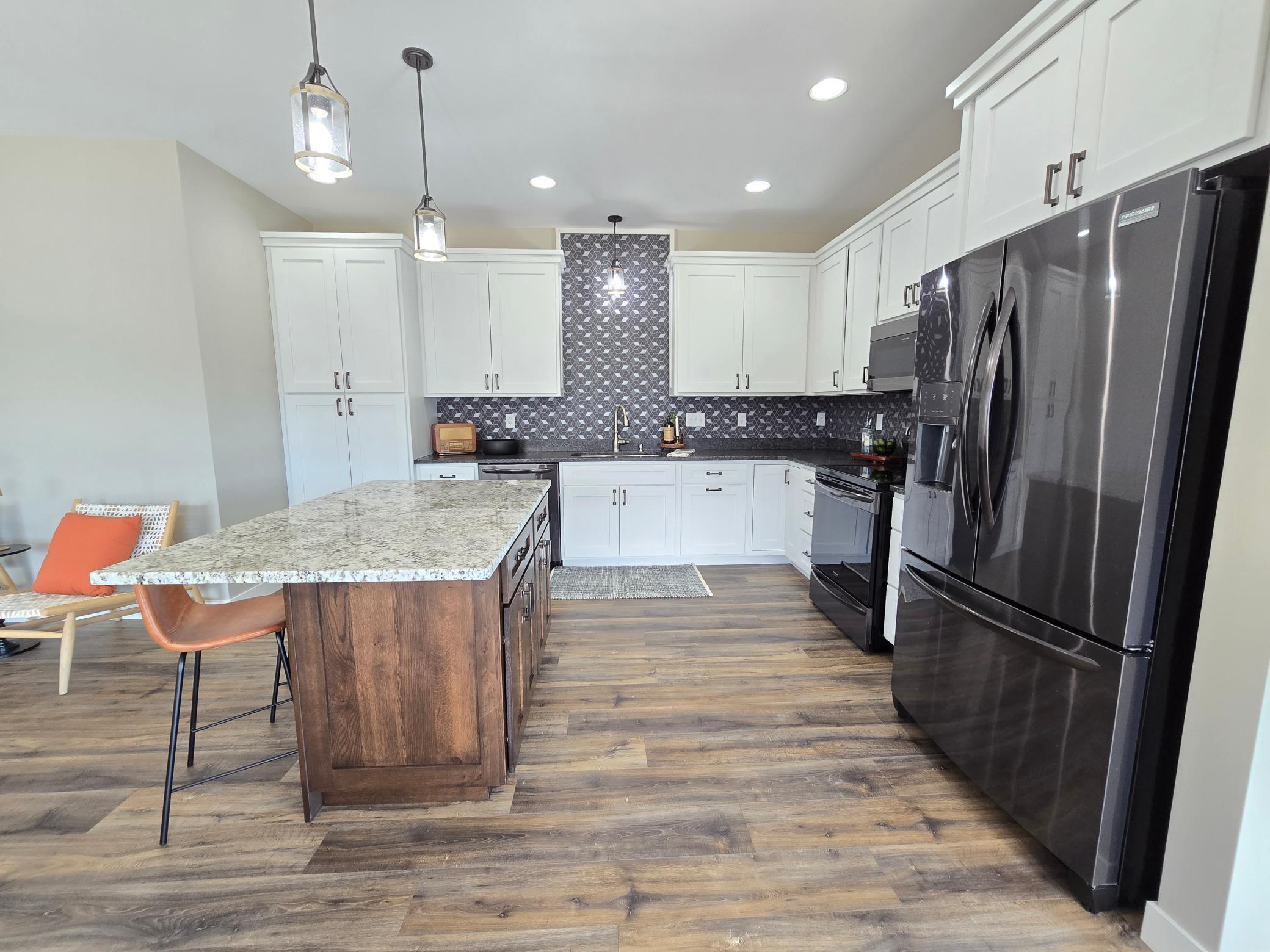 250 Rodeo Road Alexandria, MN 56308 - Photo 5 of 44