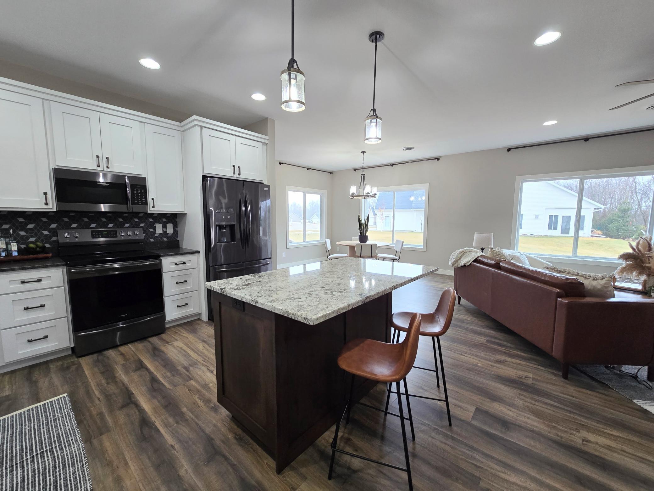 250 Rodeo Road Alexandria, MN 56308 - Photo 6 of 44