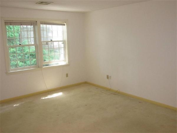 43 Merrymount Road, Unit 7 Quincy, MA 02169 - Photo 6 of 10