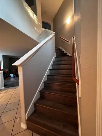 $2,700 | 422 Abbey Lane, League City, TX 77573