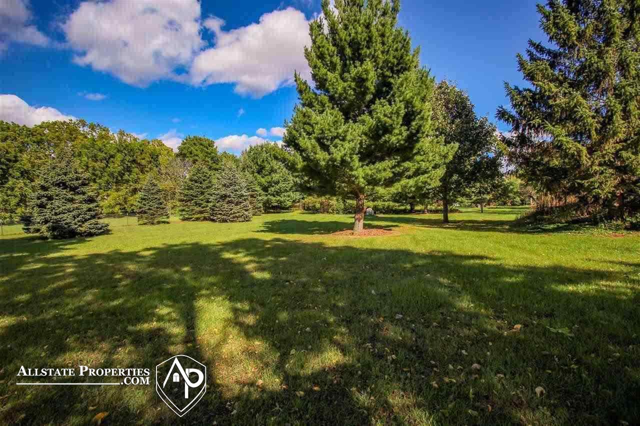 4460 North Center Road Flint, MI 48506 - Photo 26 of 33 21510314-25.JPG