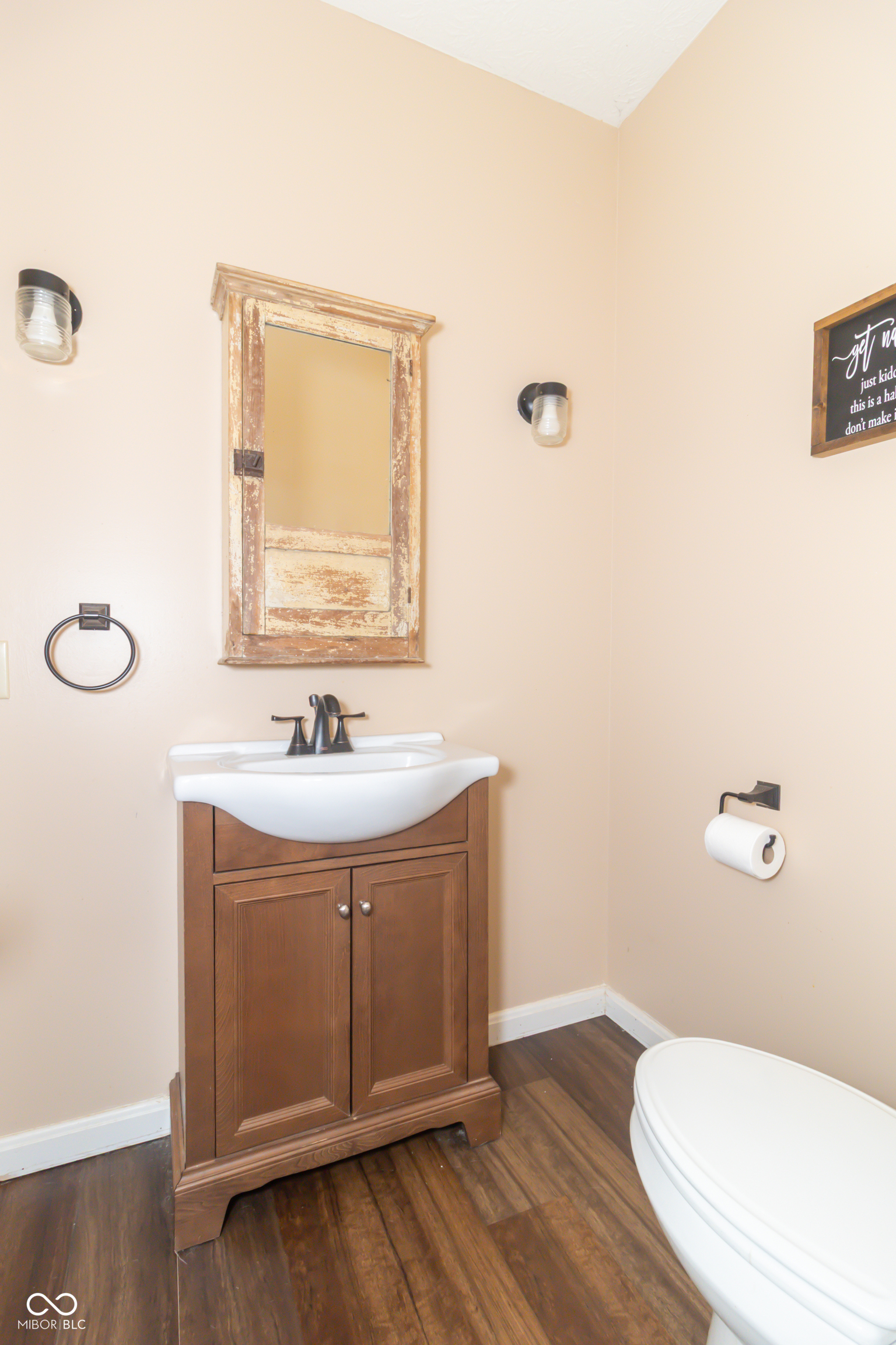 10686 North Division Road Fountaintown, IN 46130 - Photo 14 of 49