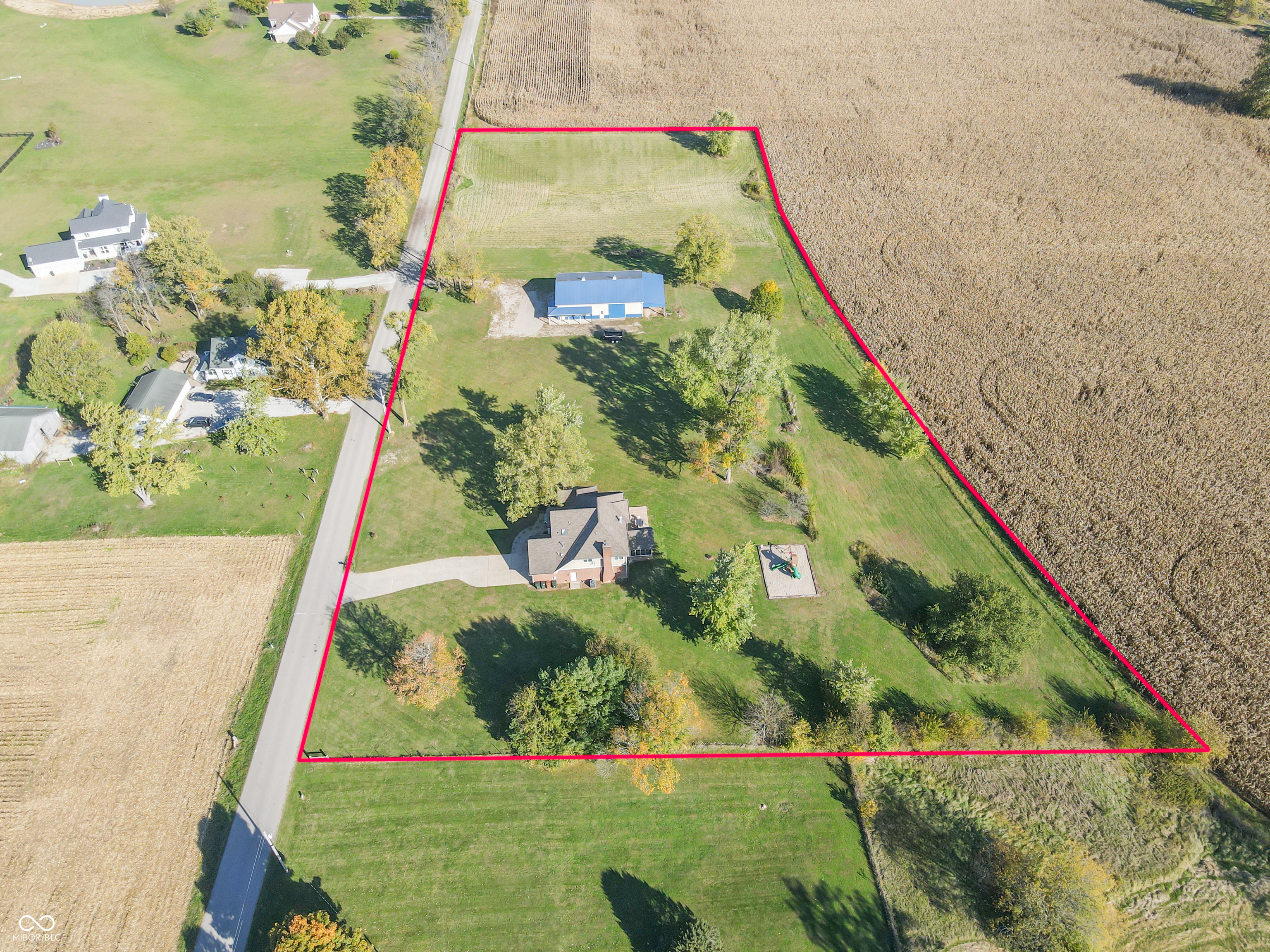 10686 North Division Road Fountaintown, IN 46130 - Photo 41 of 49