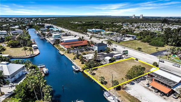 $999,949 | 17721 San Carlos Boulevard, Fort Myers Beach, FL 33931