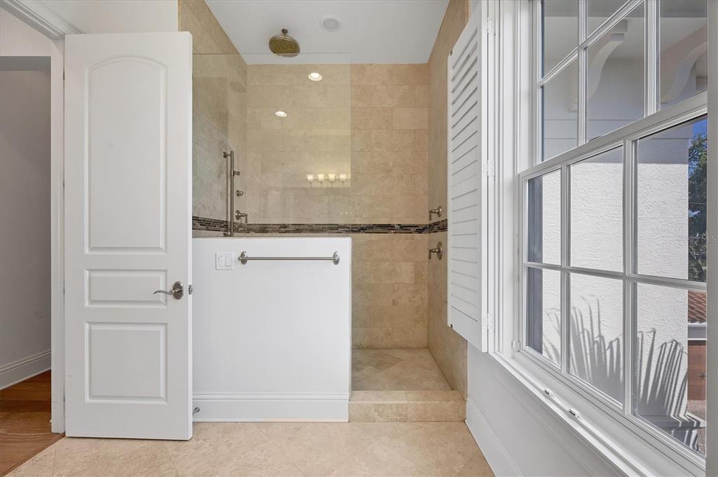 730 Sarabay Road Osprey, FL 34229 - Photo 29 of 95