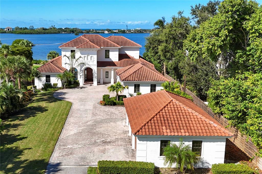 730 Sarabay Road Osprey, FL 34229 - Photo 3 of 42