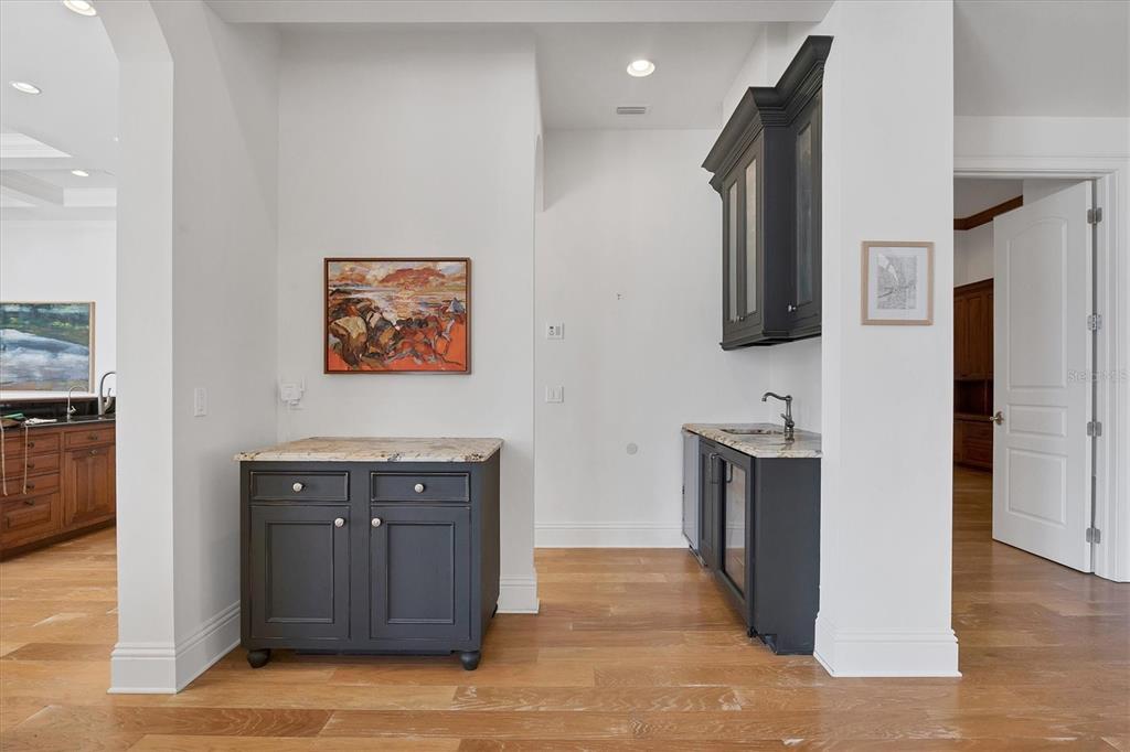 730 Sarabay Road Osprey, FL 34229 - Photo 64 of 95 a spacious bathroom with a sink and a mirror