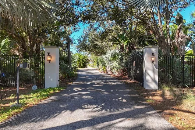 $5,495,000 | 730 Sarabay Road, Osprey, FL 34229