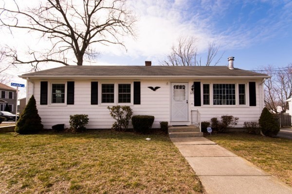 320 Quincy Street Fall River, MA 02720 - Photo 2 of 21 a front view of a house with a yard