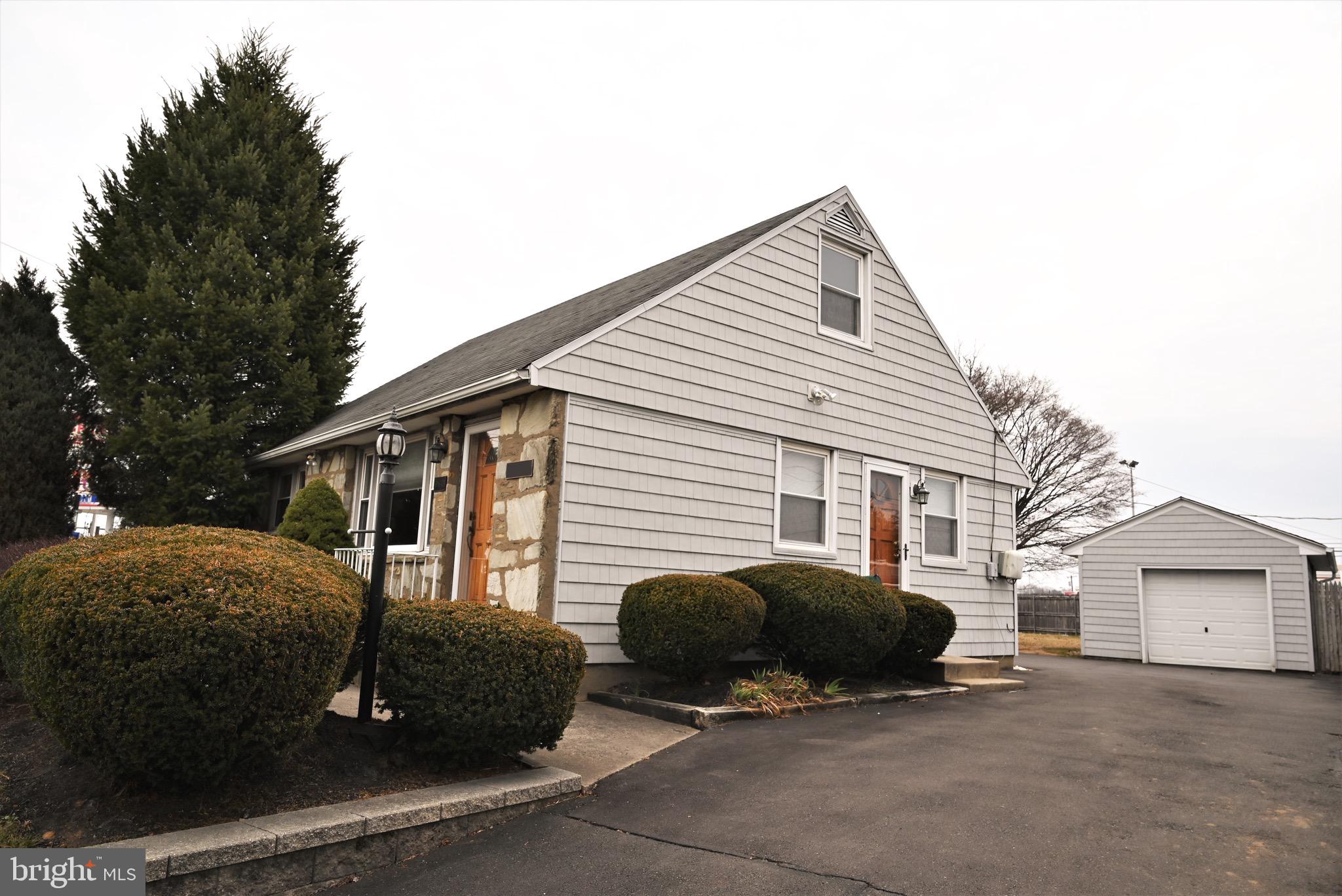 9443 Academy Road Philadelphia, PA 19114 - Photo 3 of 30 Gallery Image 3