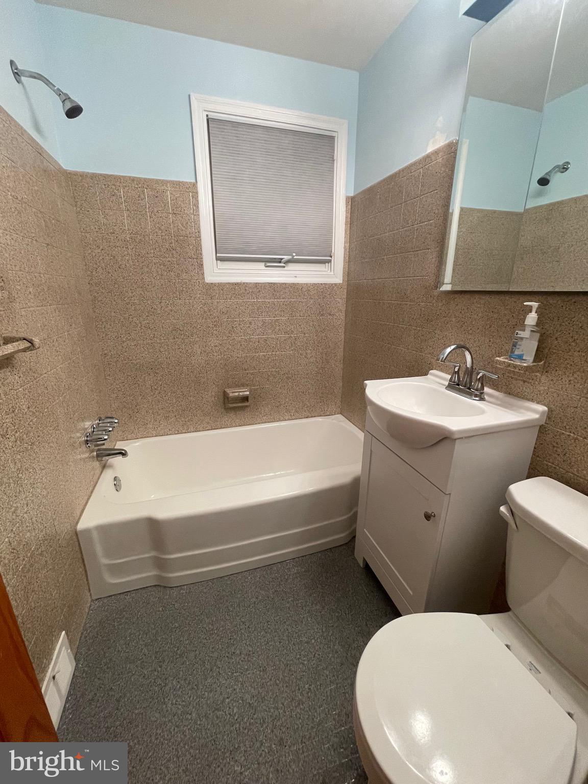 9443 Academy Road Philadelphia, PA 19114 - Photo 8 of 30 Gallery Image 8