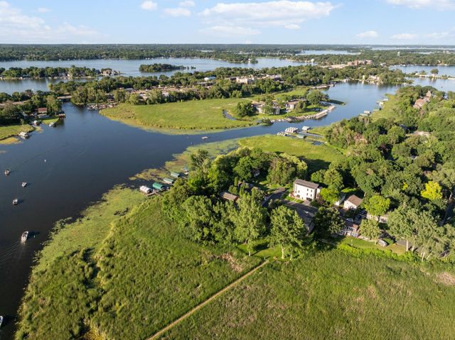 $1,249,000 | 4832 Longford Road, Mound, MN 55364
