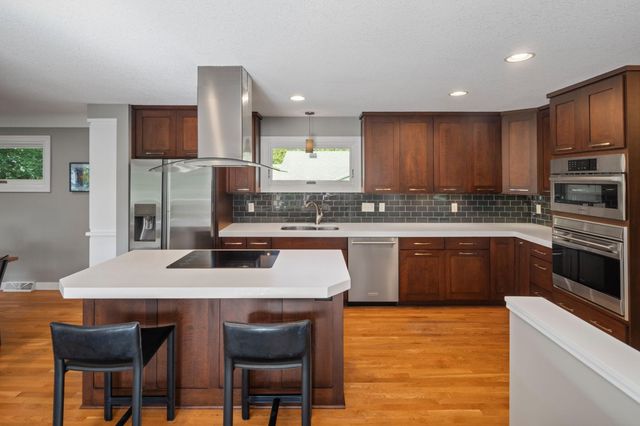 $1,249,000 | 4832 Longford Road, Mound, MN 55364