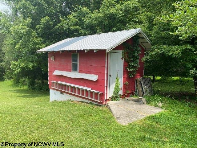 141 Sunset Heights Road Hambleton, WV 26269 - Photo 8 of 24 Gallery Image 8