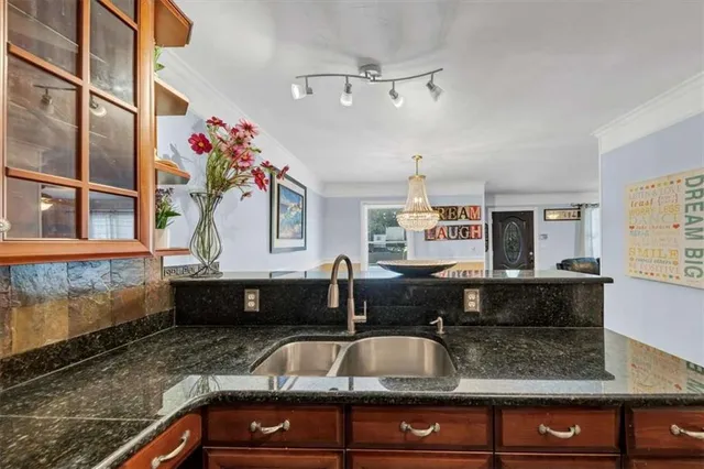 $999,000 | 1410 North Druid Hills Road, Brookhaven, GA 30319