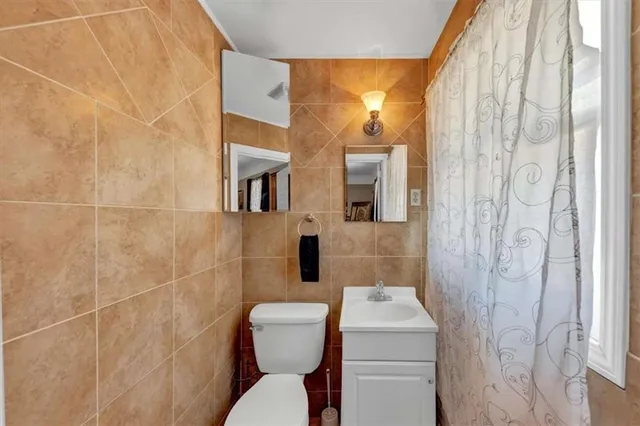 $999,000 | 1410 North Druid Hills Road, Brookhaven, GA 30319