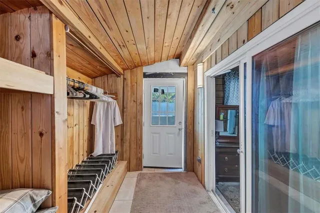 $999,000 | 1410 North Druid Hills Road, Brookhaven, GA 30319