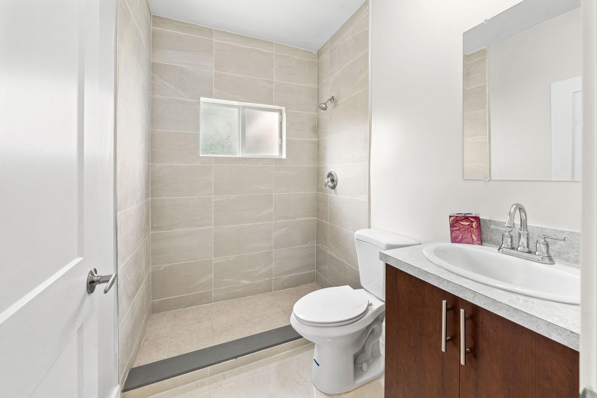 141 Northwest 12th Street Pompano Beach, FL 33060 - Photo 12 of 21 Photo 12