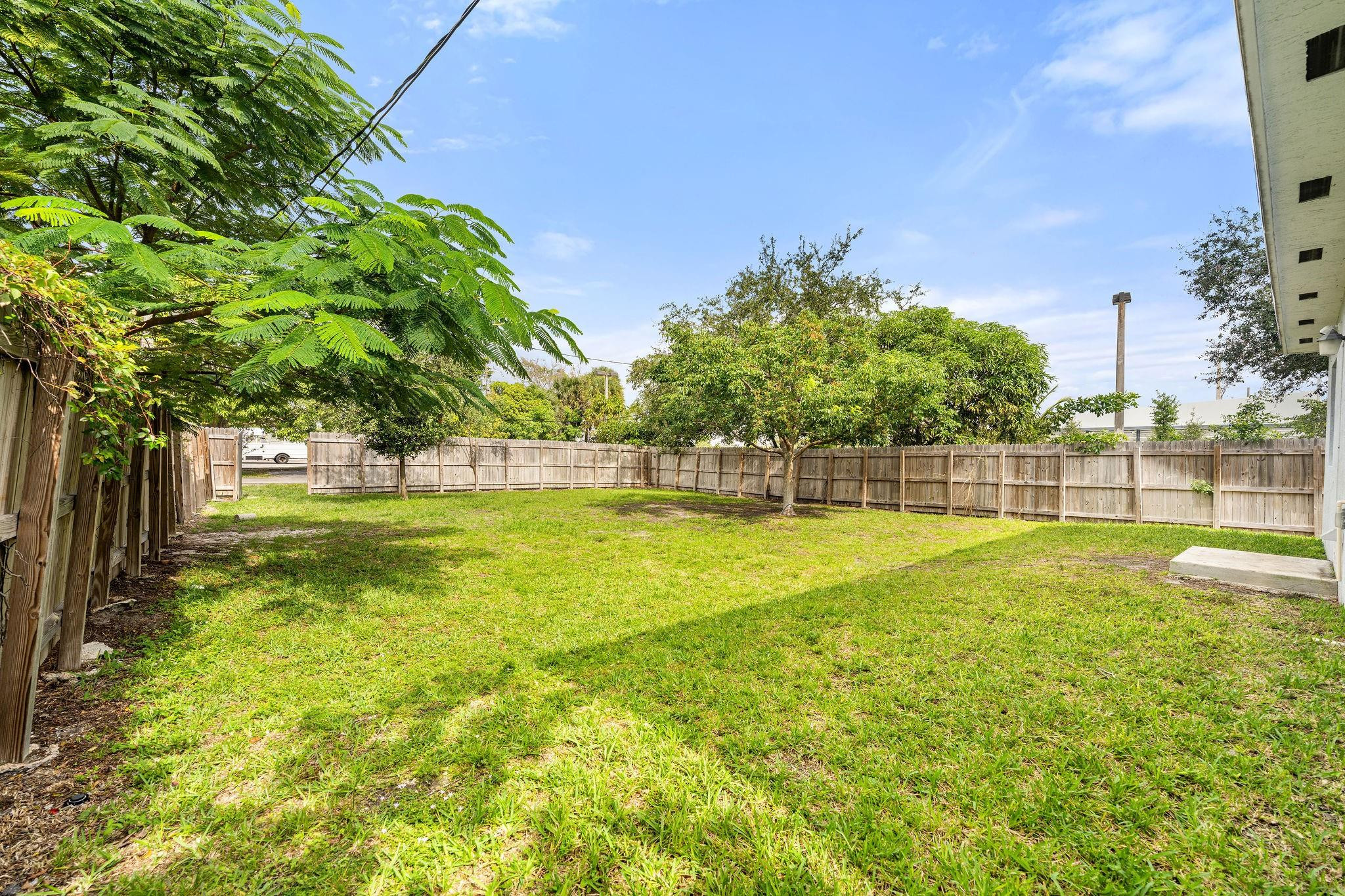 141 Northwest 12th Street Pompano Beach, FL 33060 - Photo 19 of 21 Photo 19