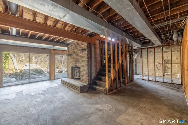 $825,000 | 79 Loughran Avenue, Stamford, CT 06902