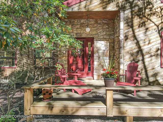 a view of ocean with a yard